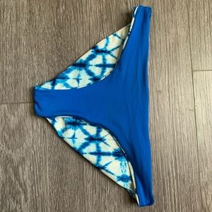 REVERSIBLE bikini bottoms